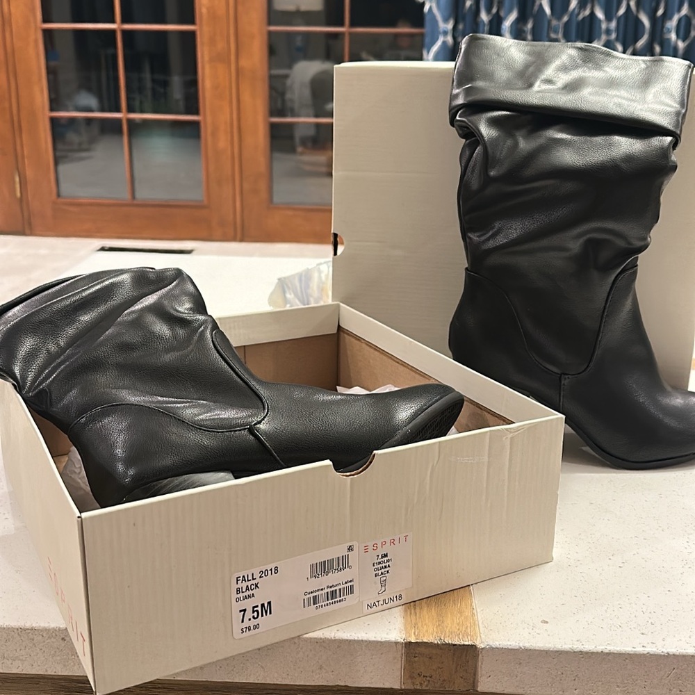 Esprit Black Heeled Boots with Slouchy Design